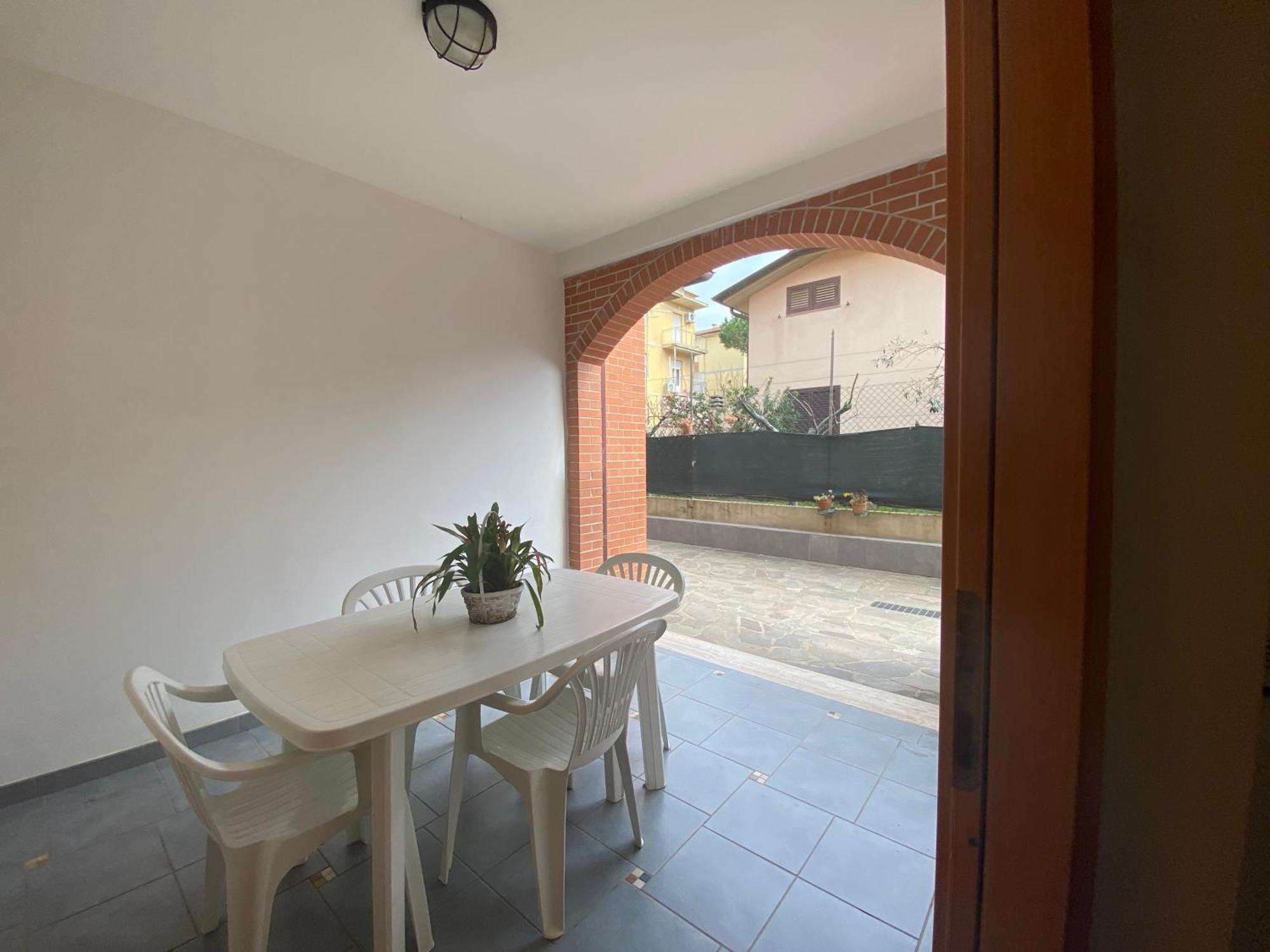 I Portici Appartamenti Marina di Grosseto Luaran gambar